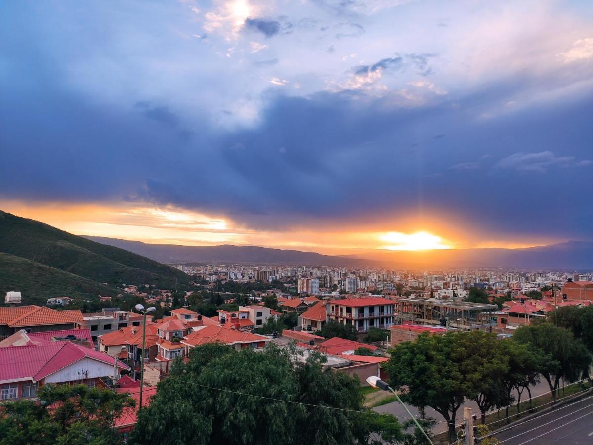 Las Vistas - Departamento Independiente Cochabamba Kültér fotó